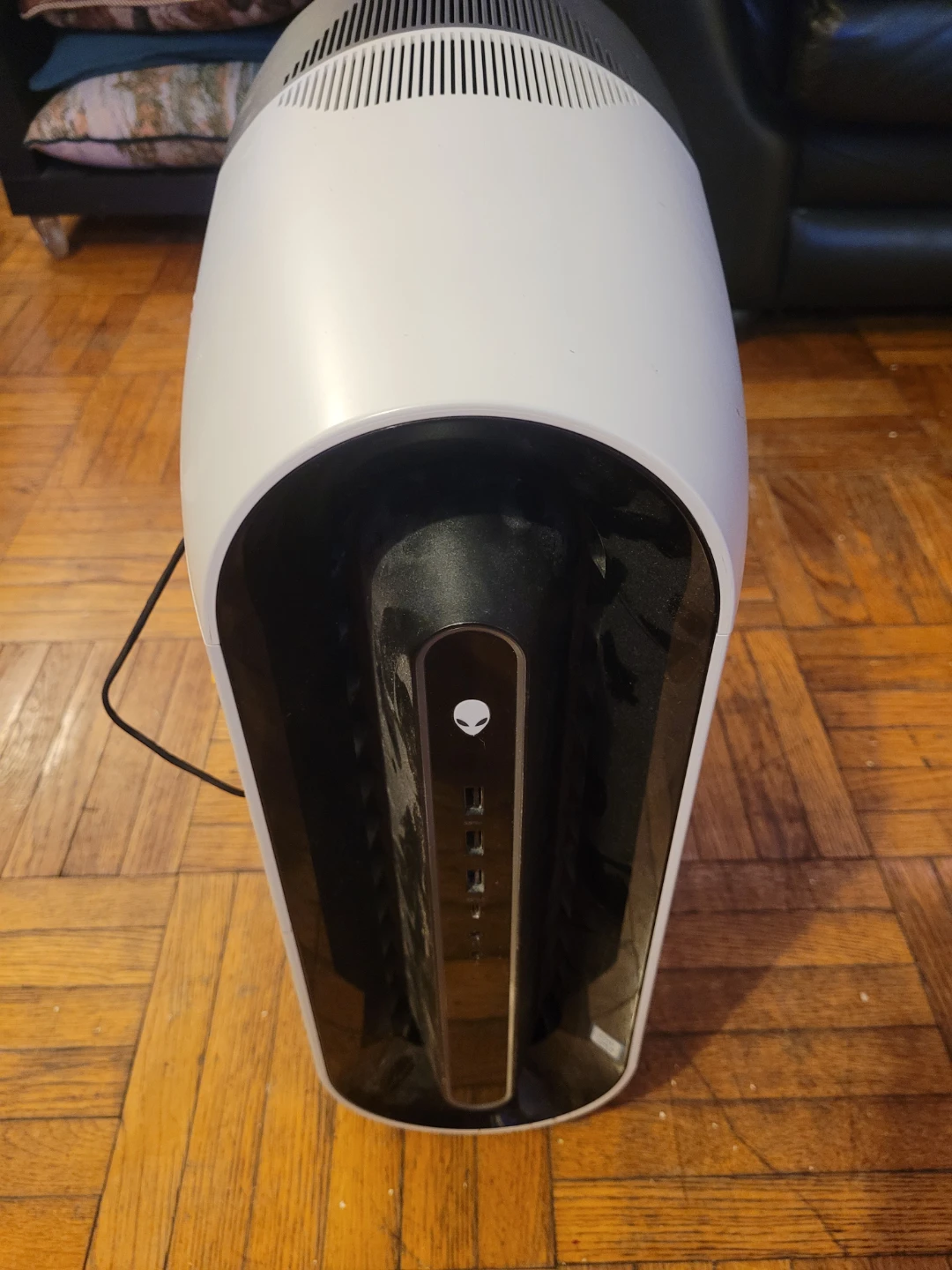 Alienware Aurora R9 Desktop Tower - photo 3