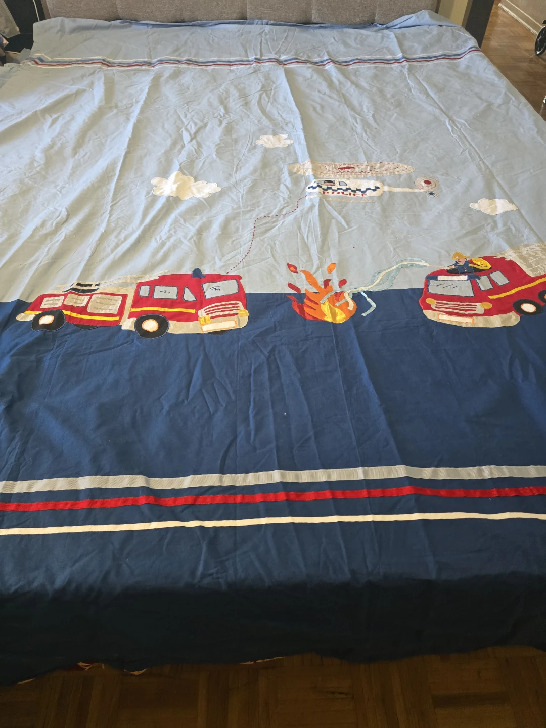 Queen size Kids Fire Truck Duvet Cover - photo 2