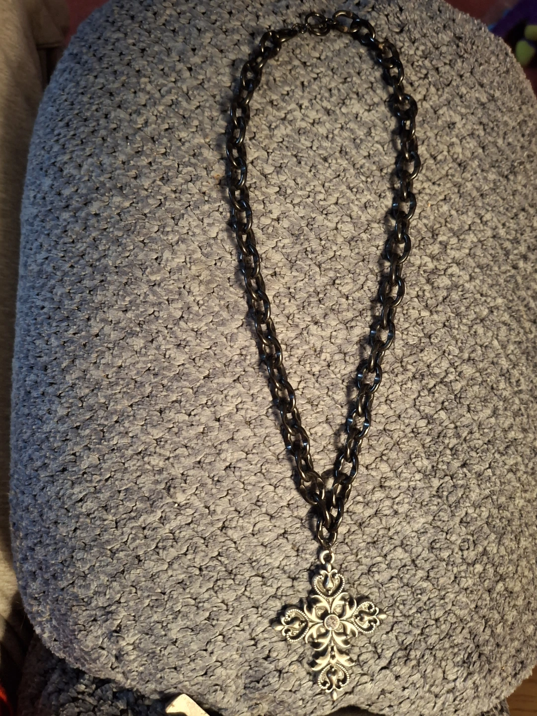 Decorative Cross Necklace - photo 3