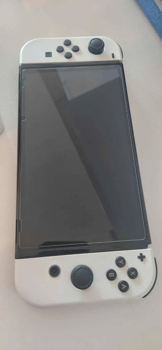 Nintendo Switch OLED White - photo 4