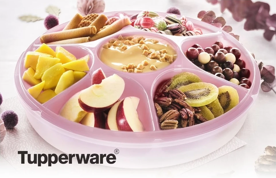 Tupperware Serving Centre Set with Removable Dip Container