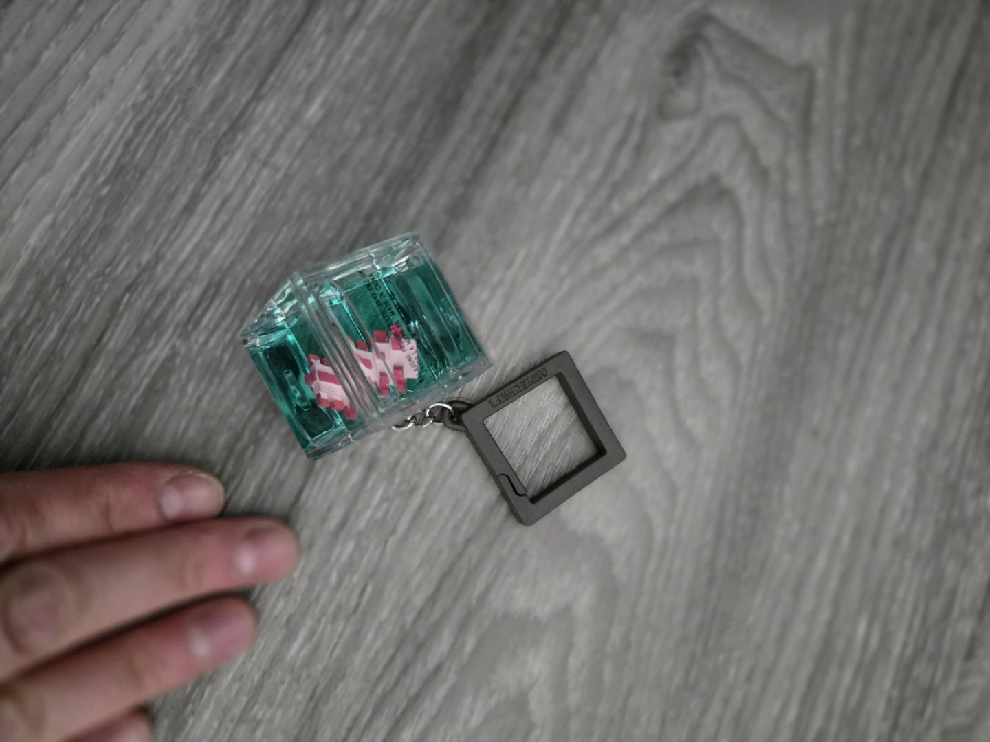 Minecraft Axolotl Water Block Keychain - photo 2