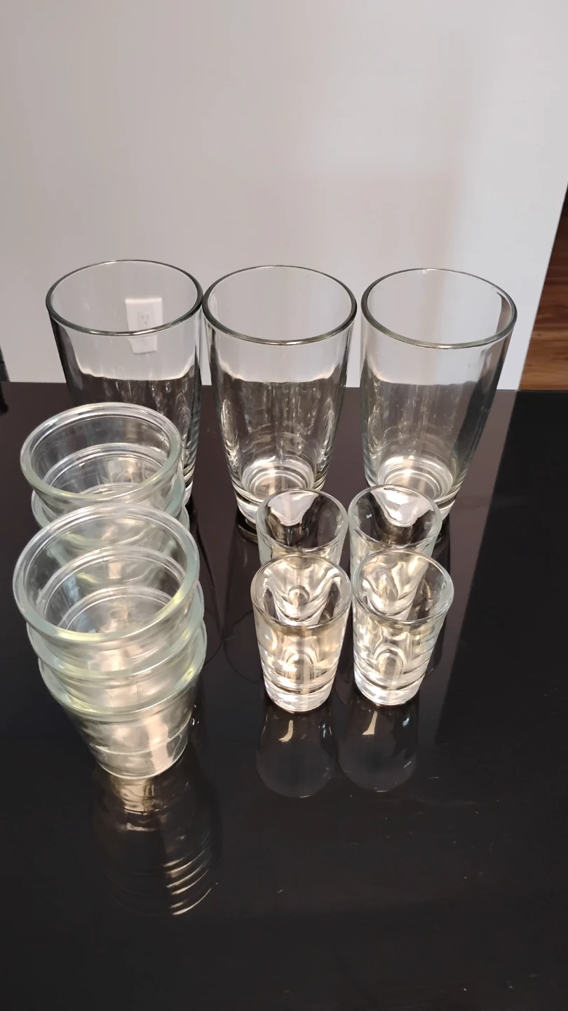 A set of glass cups - photo 2