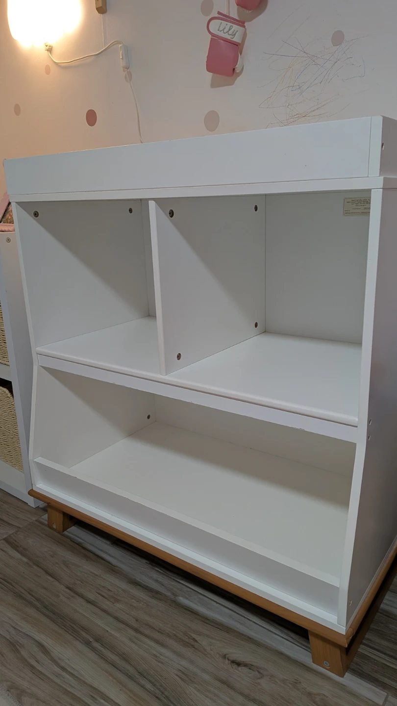 Convertible Changing Table featuring - photo 2