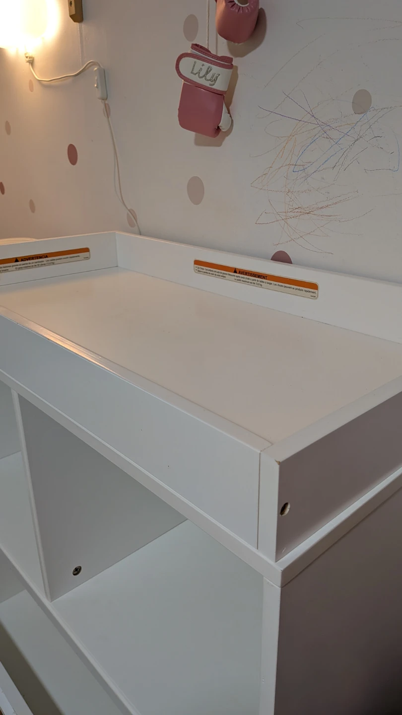 Convertible Changing Table featuring - photo 5