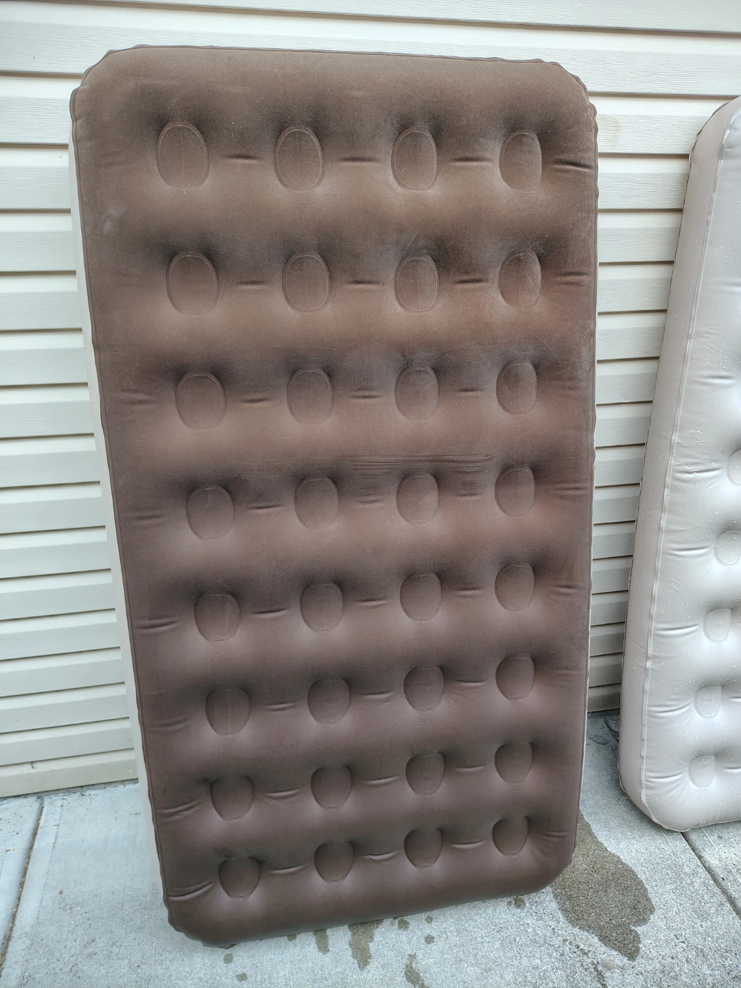 Coleman Air Mattresses & Pump - photo 2