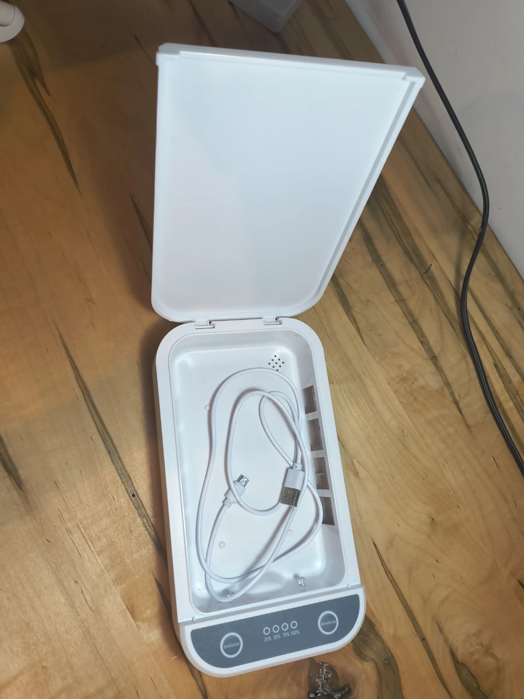 White UV Sterilizer Box with Aromatherapy - photo 2