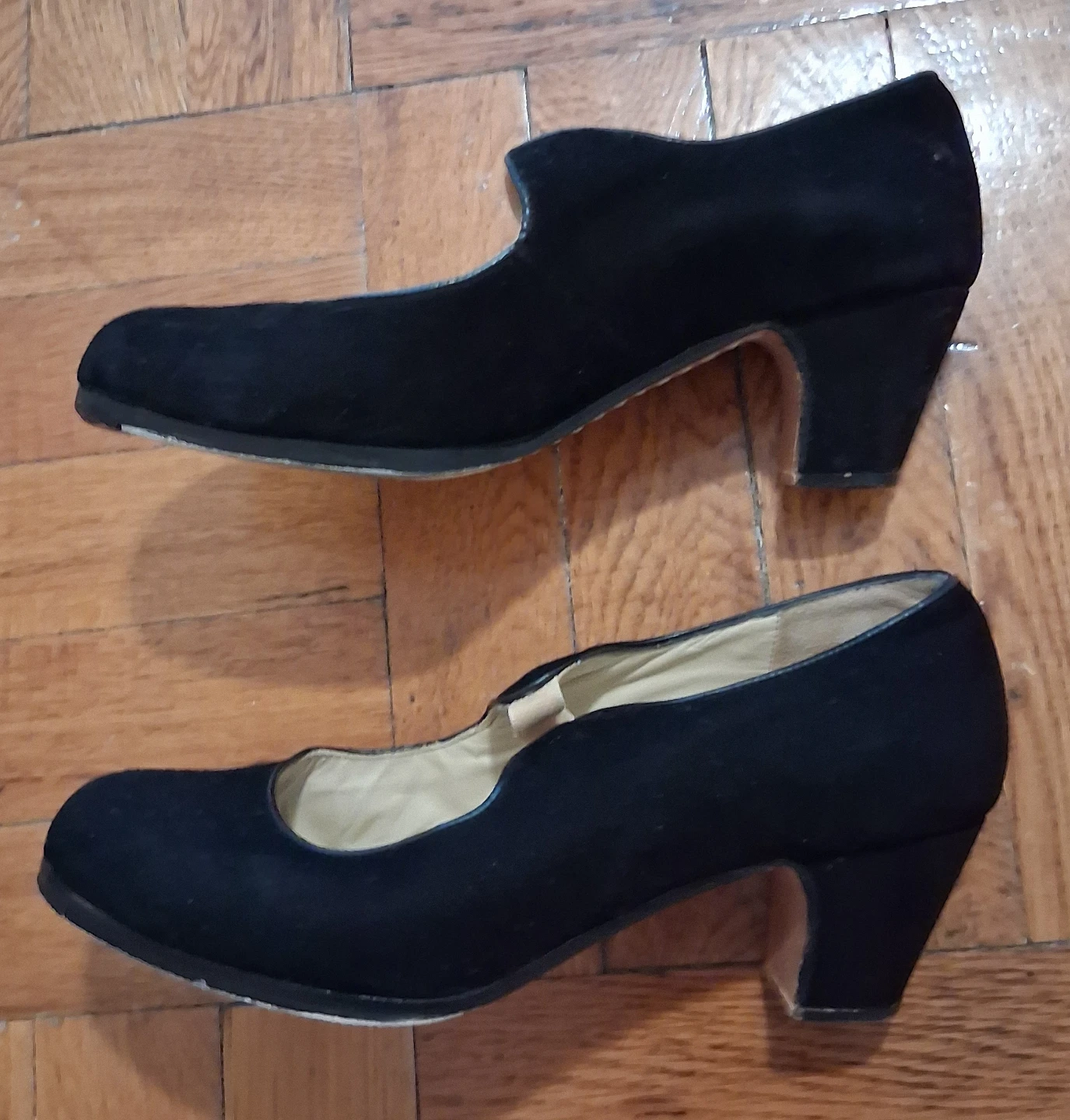 Black Suede Flamenco Shoes by Don Piel - photo 2