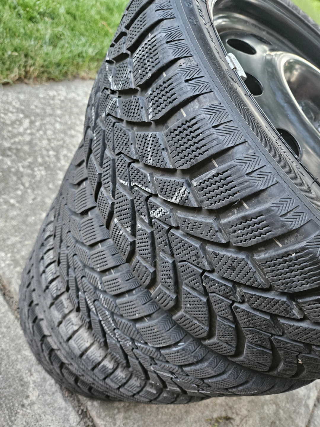 225/40/18 Winter Tires and rims. 5 x 114.3. Honda Accord, etc - photo 4