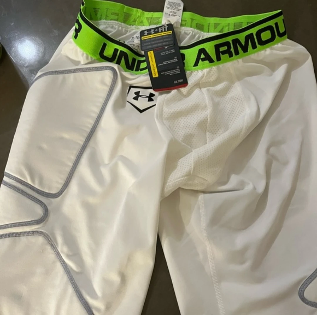 NWT Men's Under Armour Men’s Sliding Compression Shorts.  XL. 
