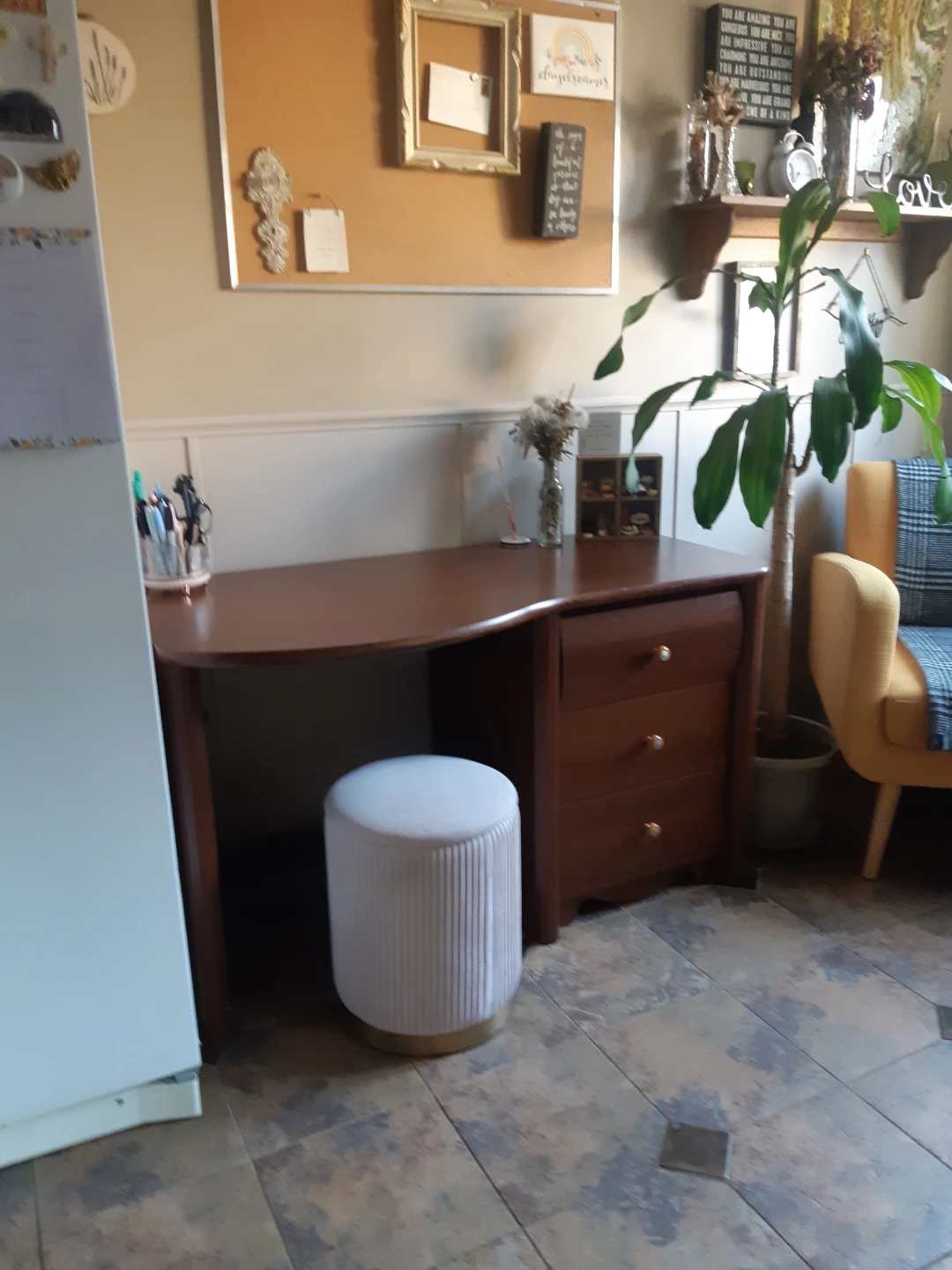 3 drawer desk