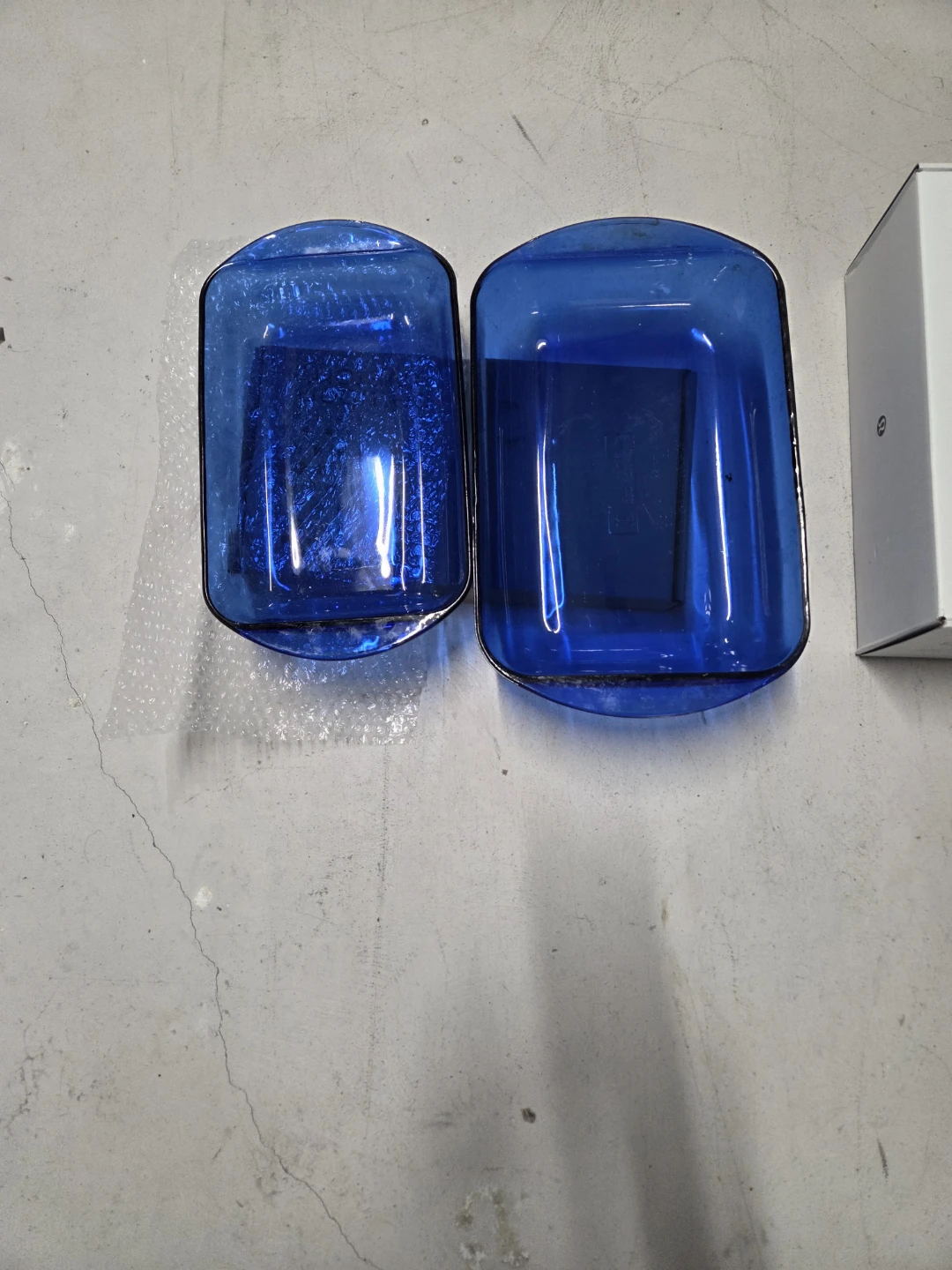 Set of 2 Cobalt Blue Glass Baking Dishes