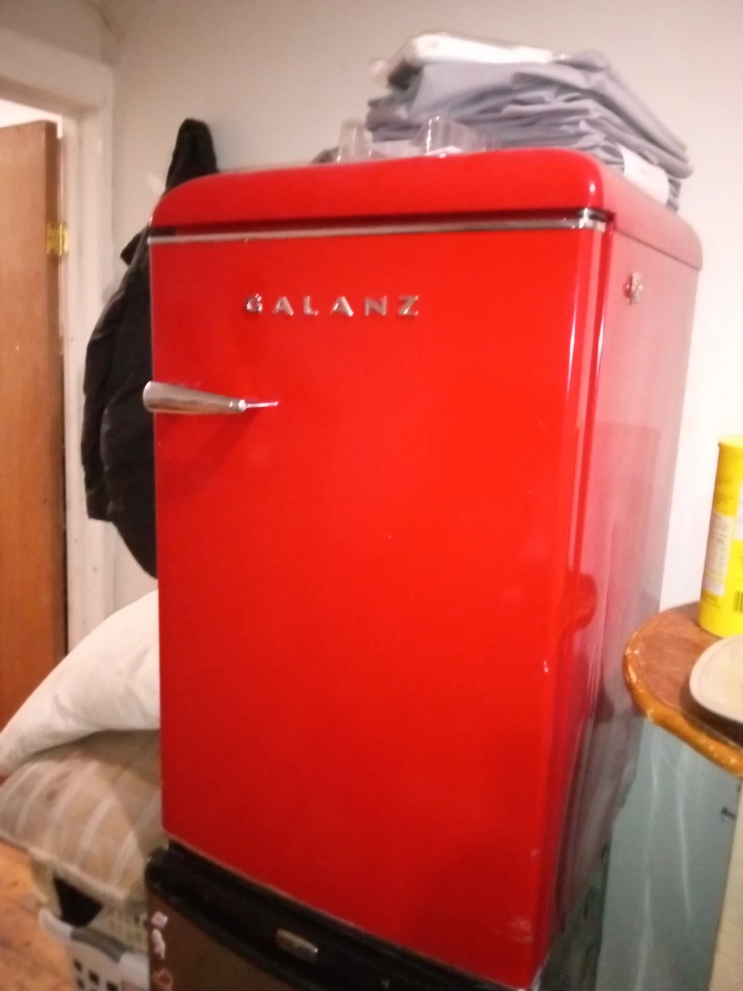 Galanz Retro 3.1 cubic ft Freezer