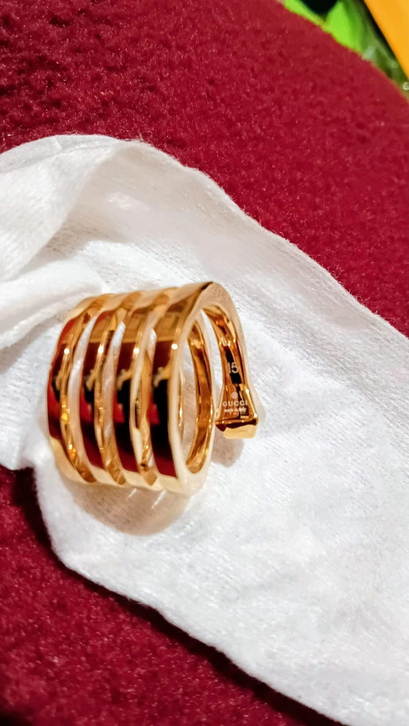 Gucci Spiral Ring Gold Tone