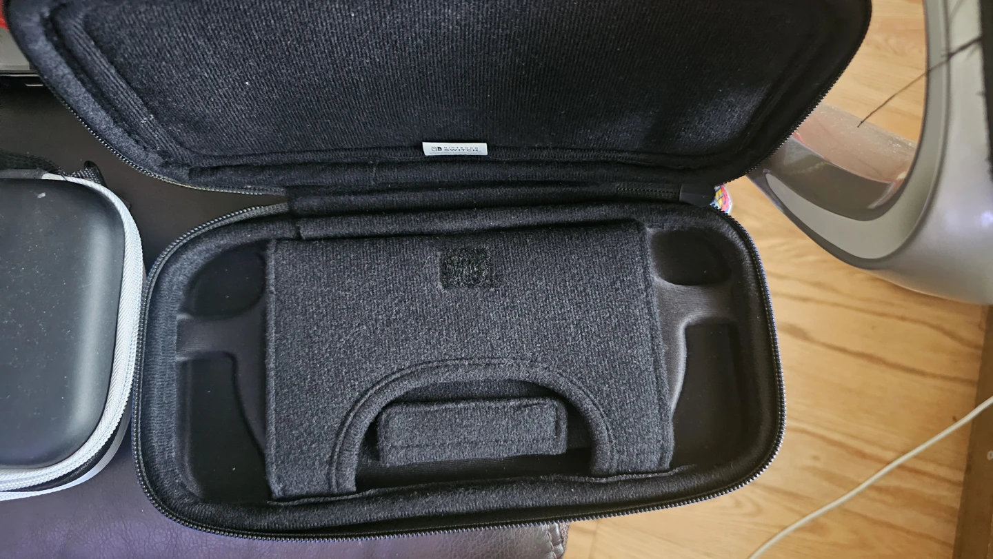Nintendo Switch OLED + Case, Accessories, & Screen Protector - photo 4