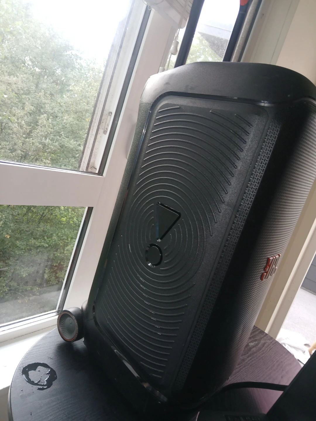 JBL Party Speaker with Light Show - photo 4