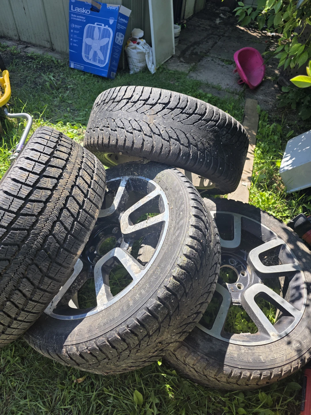 Set of 4 Winter Tires on Rims
