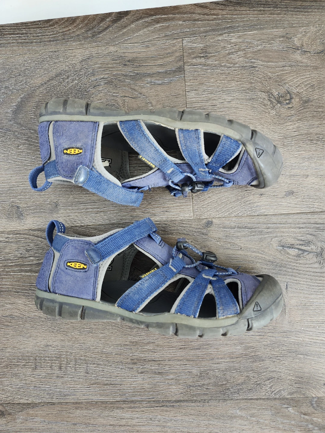Keen Water Sandals - Blue - Size 4 - photo 2