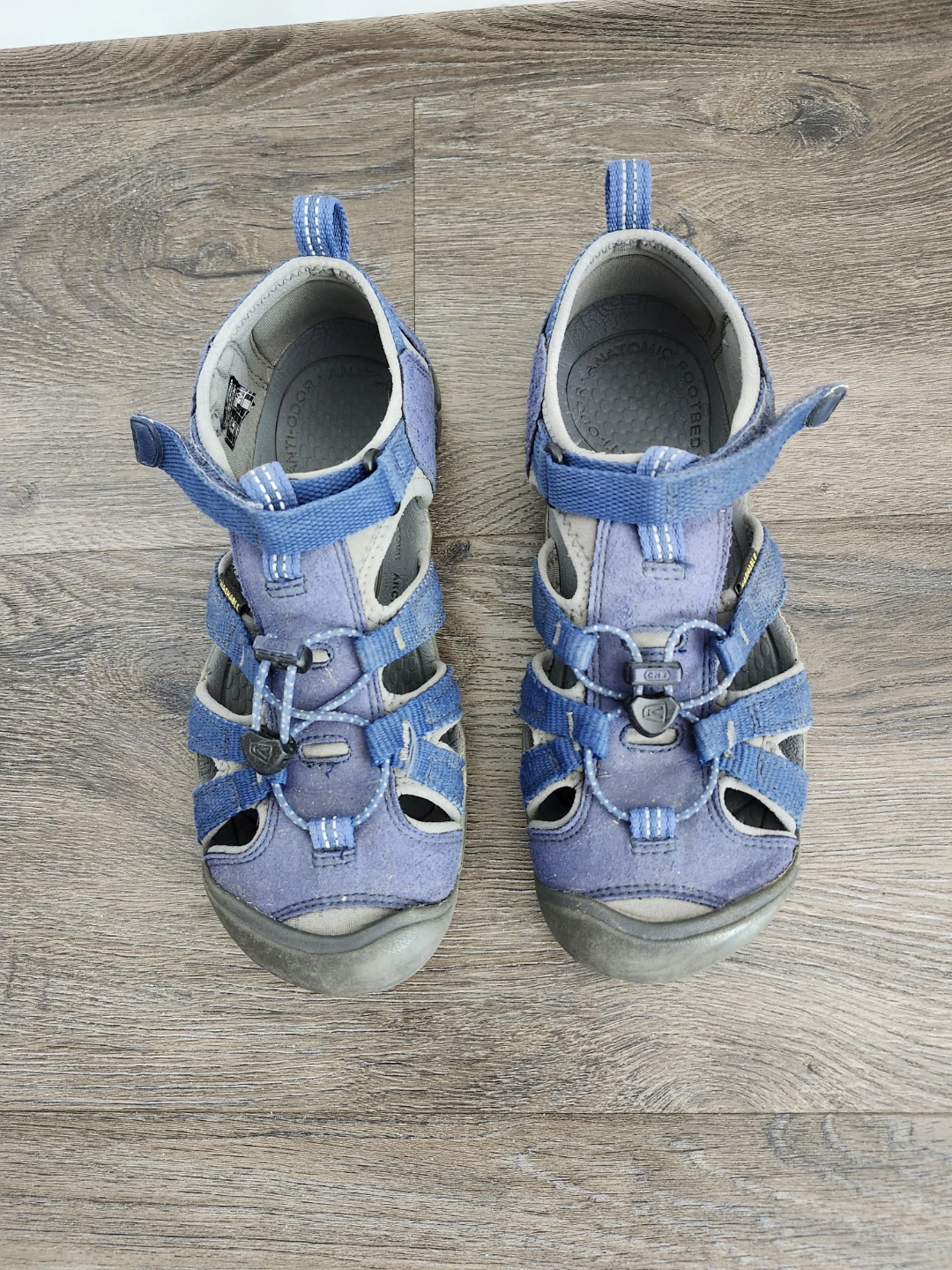 Keen Water Sandals - Blue - Size 4 - photo 3