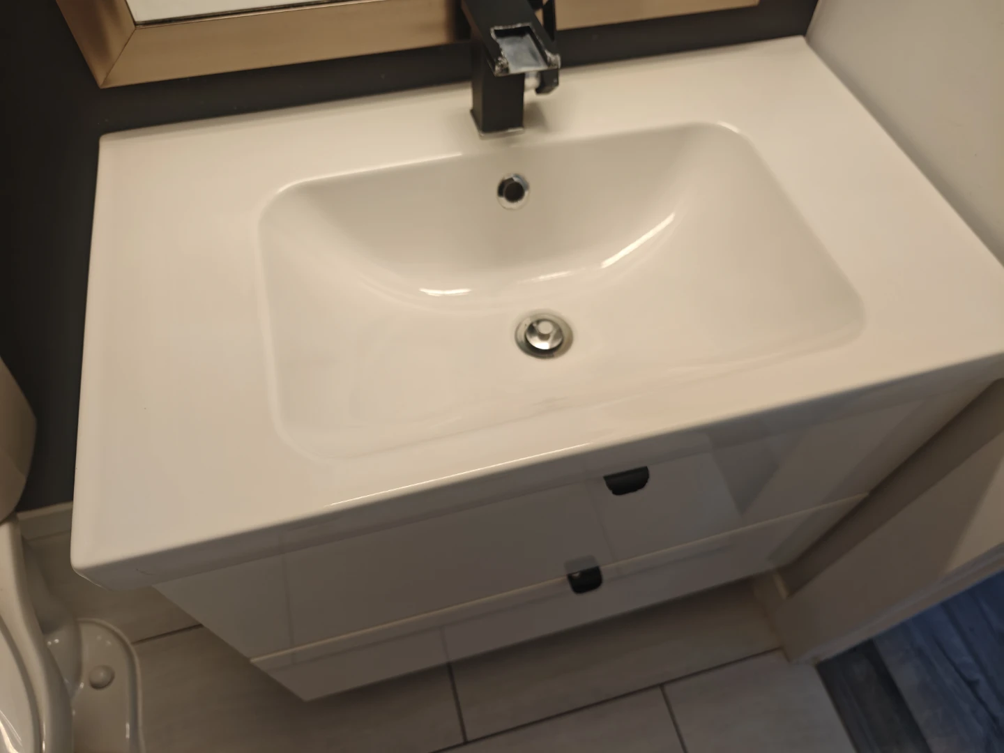White Bathroom Vanity with Sink and Faucet - photo 3