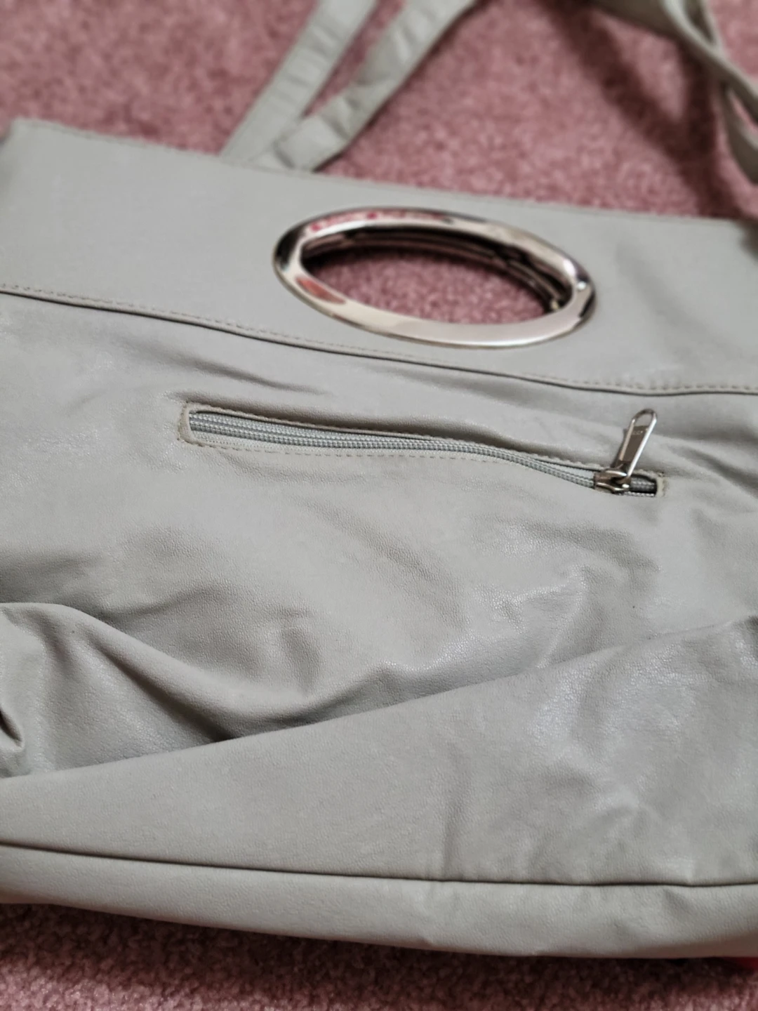Light Grey Faux Leather Handbag with Floral Appliques - photo 3