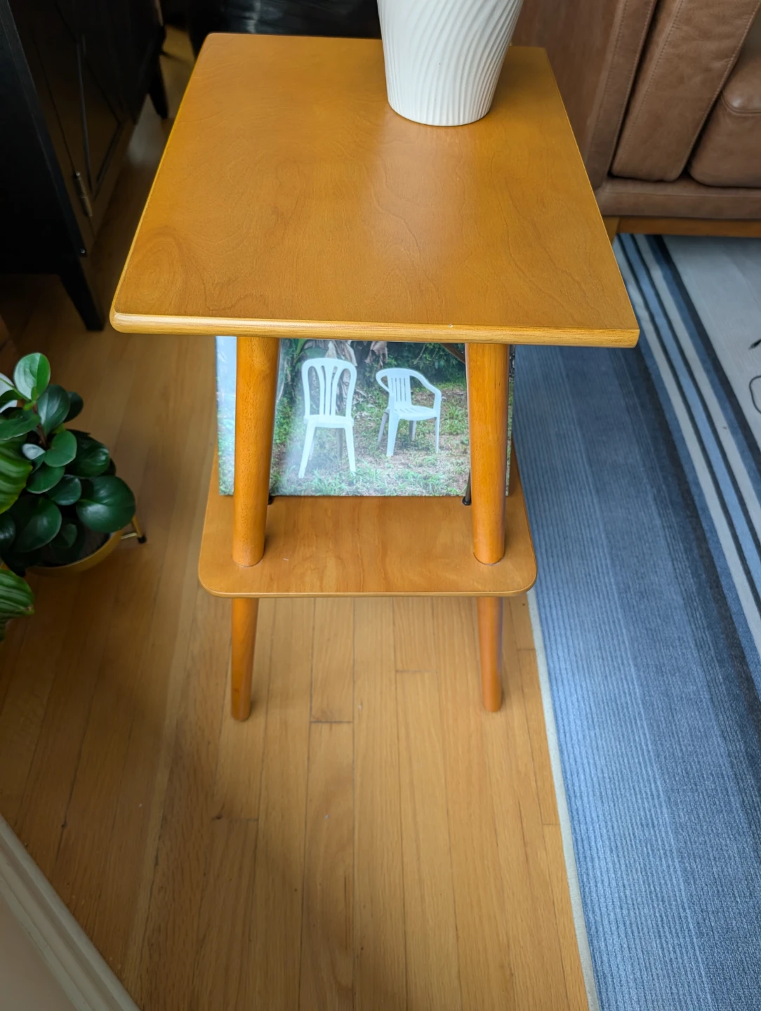 Side table / Record Player Stand - photo 4
