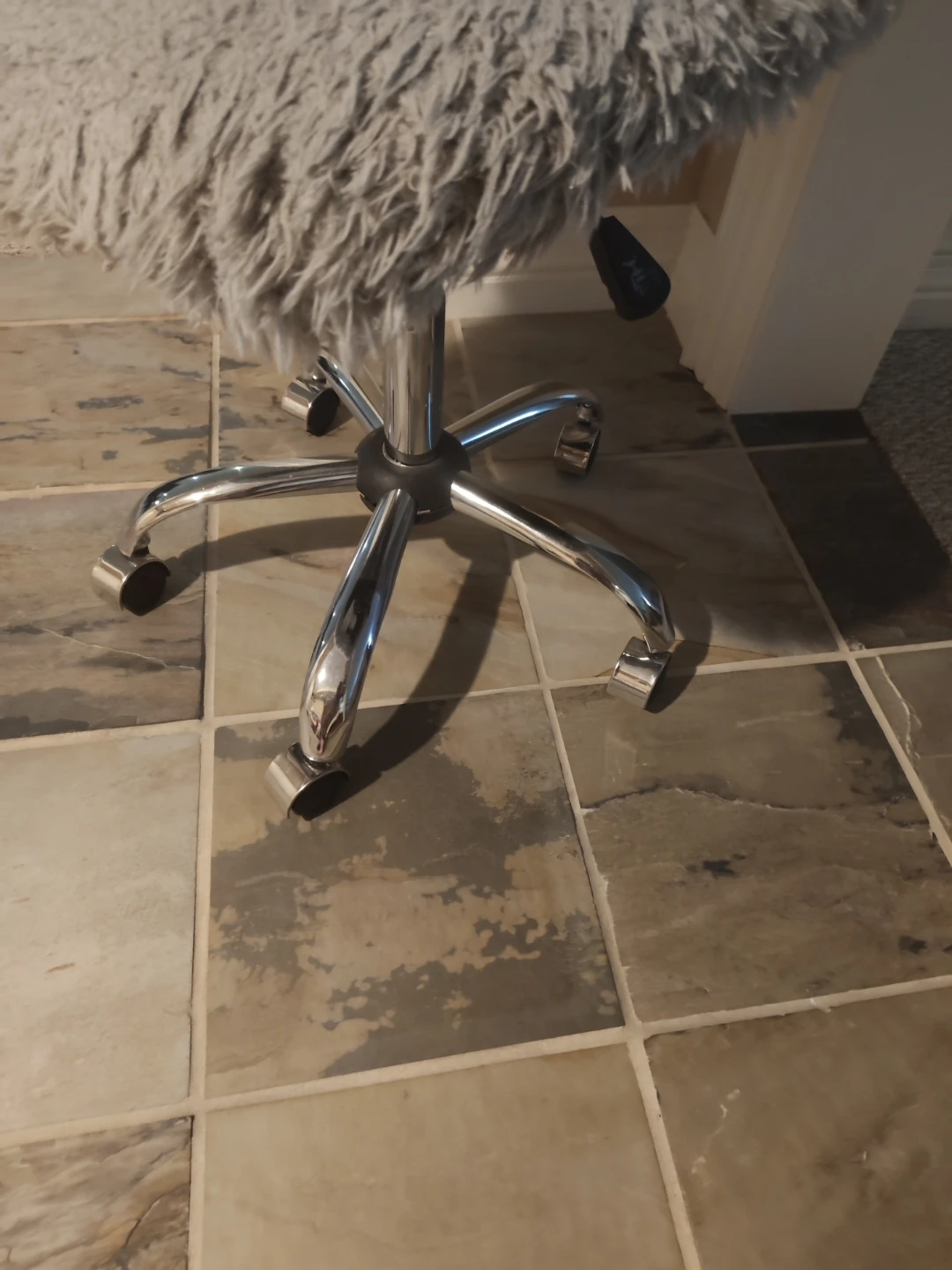 Grey Faux Fur Office Chair - photo 3