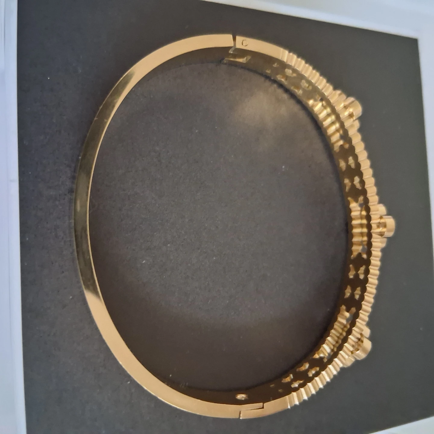 Gold Clover Bangle Bracelet - photo 5