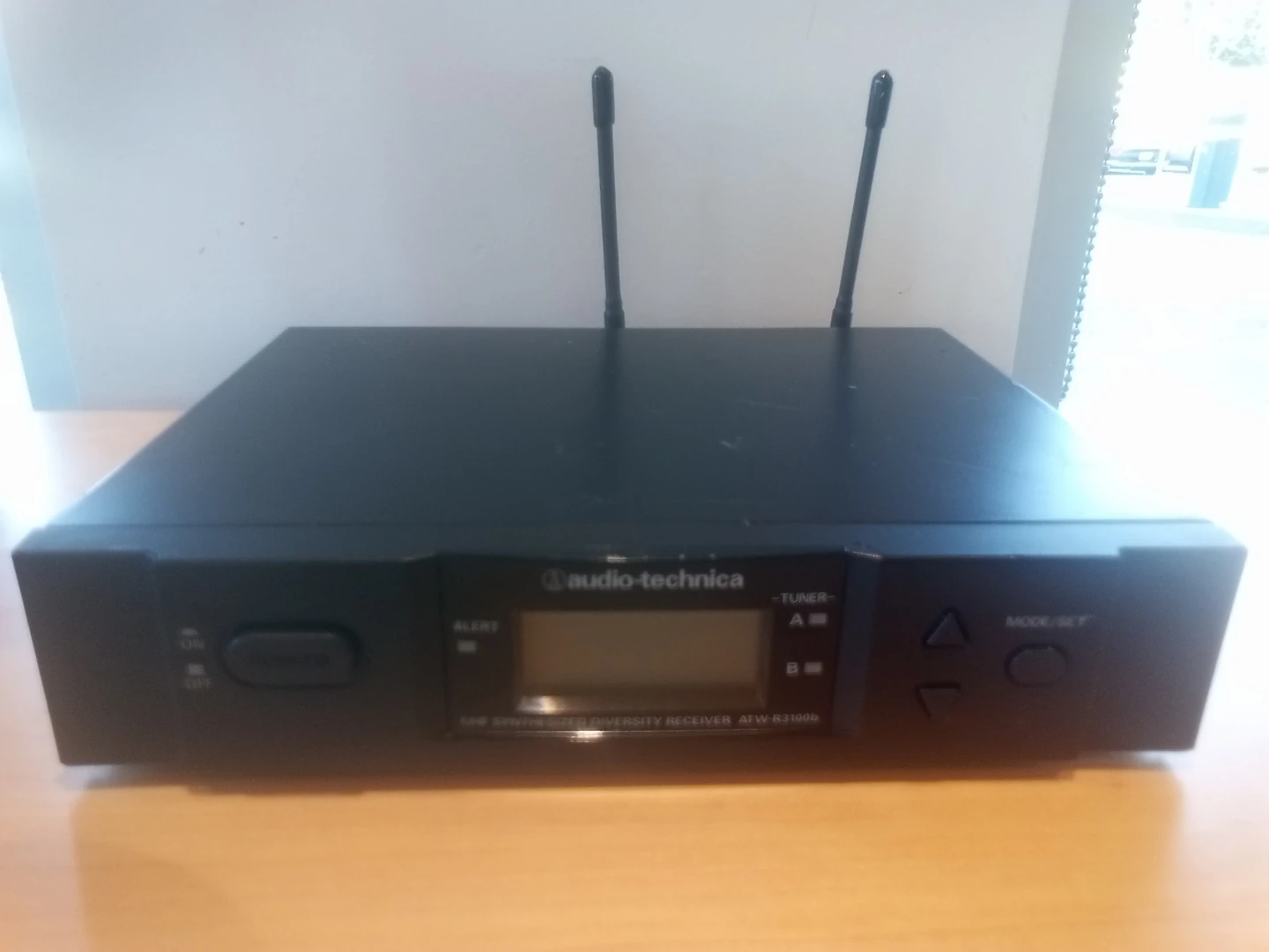 Audio-Technica ATW-R3100bC UHF Synthesized Diversity Receiver