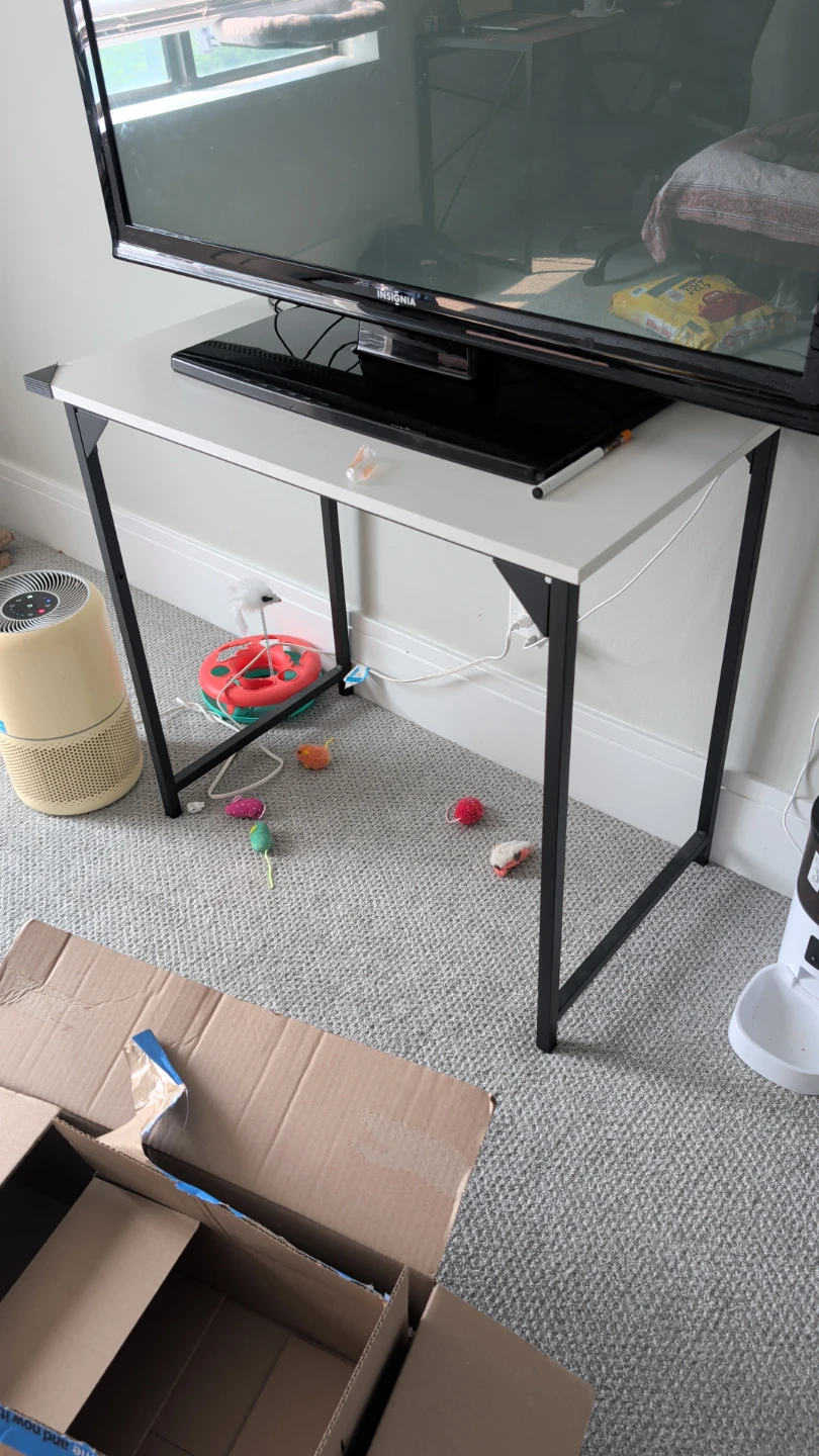 Selling white study table
