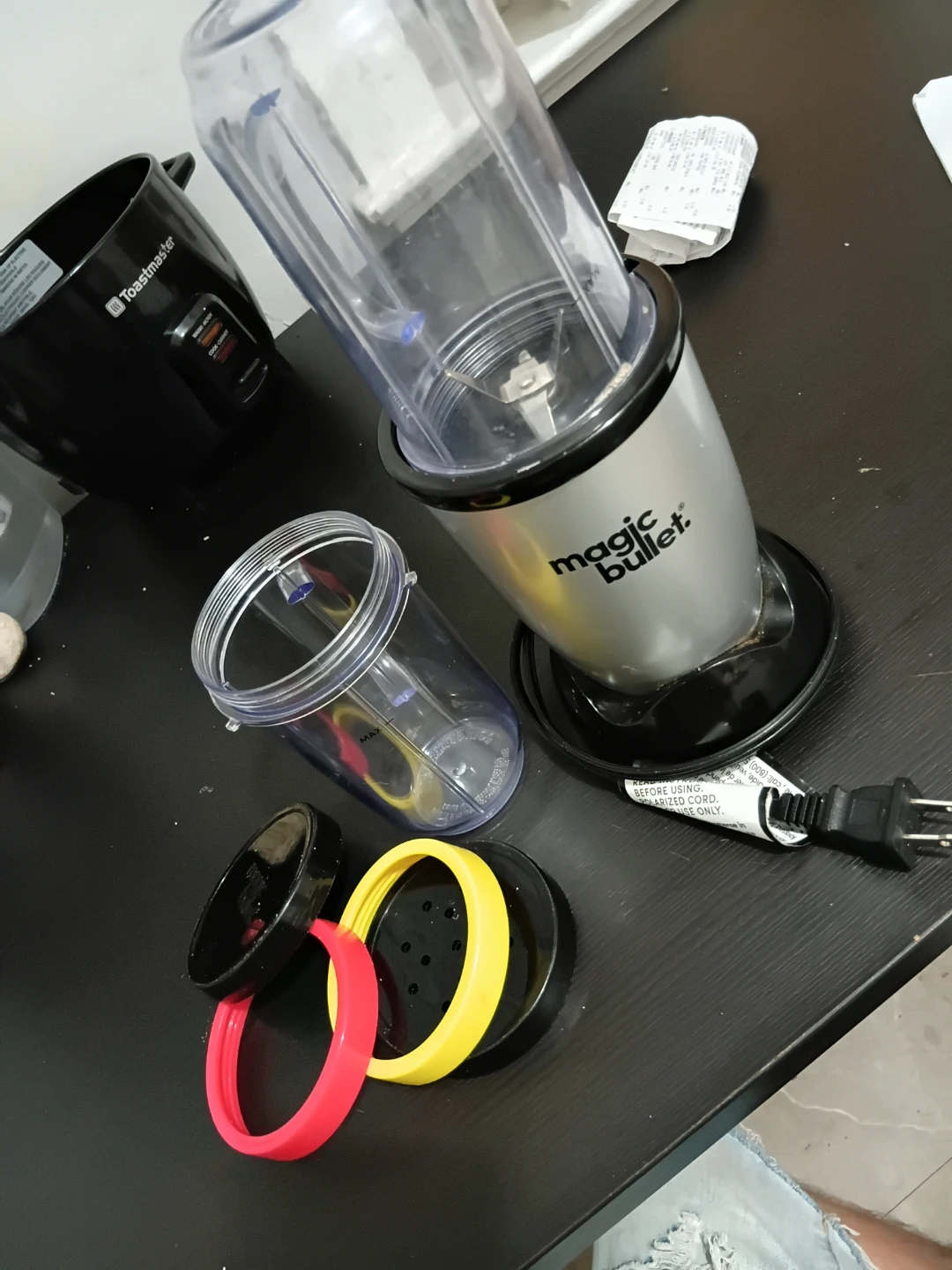 Magic Bullet Blender with Cups and Lids