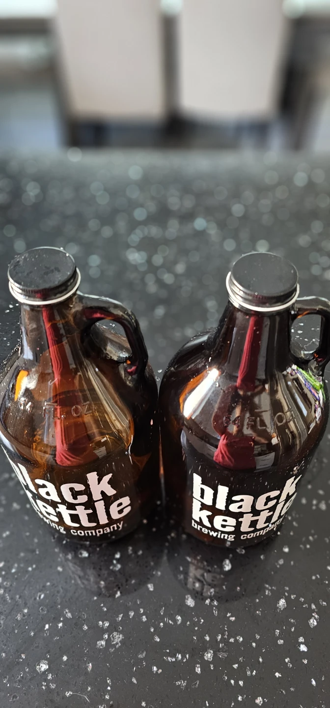 Black Kettle Brewing Company Growlers (2 Pack) - photo 2