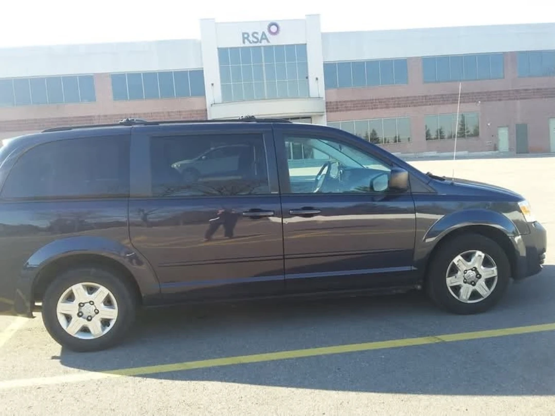 Dodge Grand Caravan 2008 - photo 2