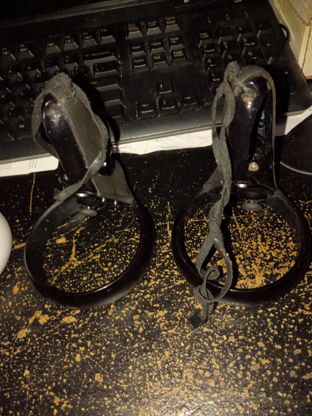3 VR Headsets (Oculus Rift S, Quest 1 and 2) - photo 5