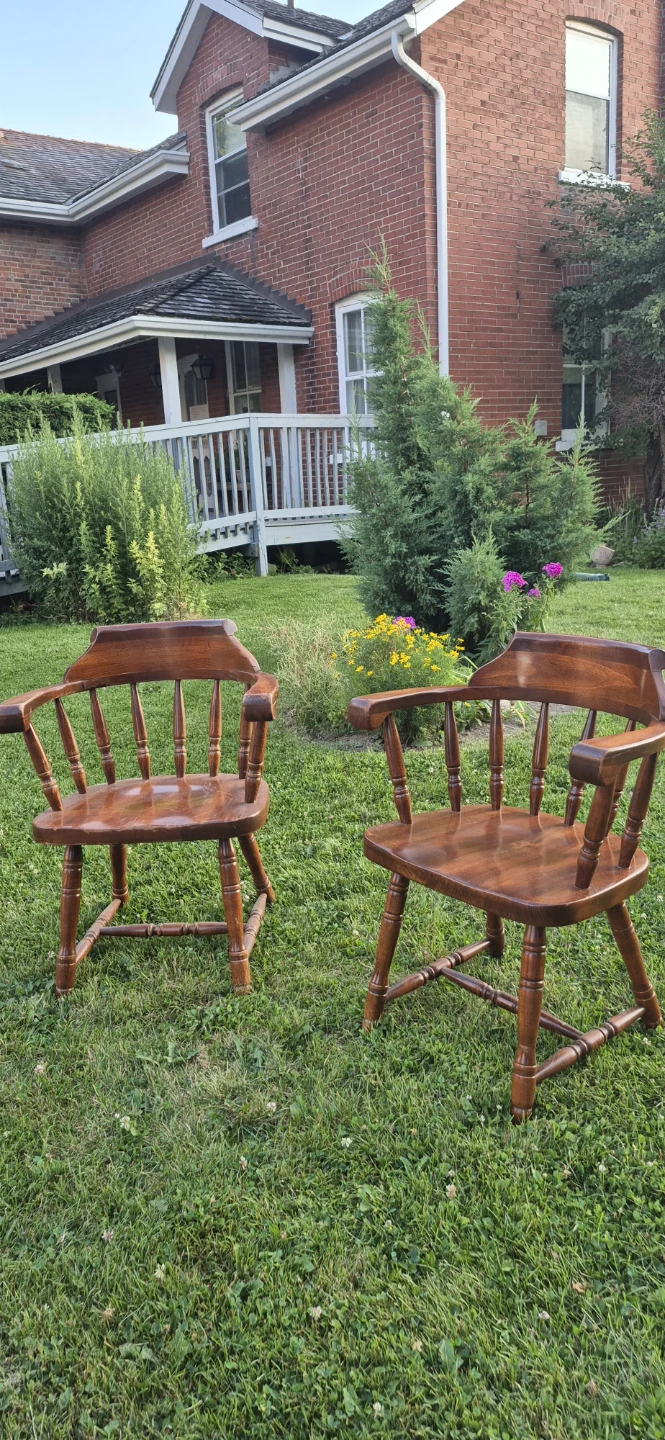 Capitans chairs