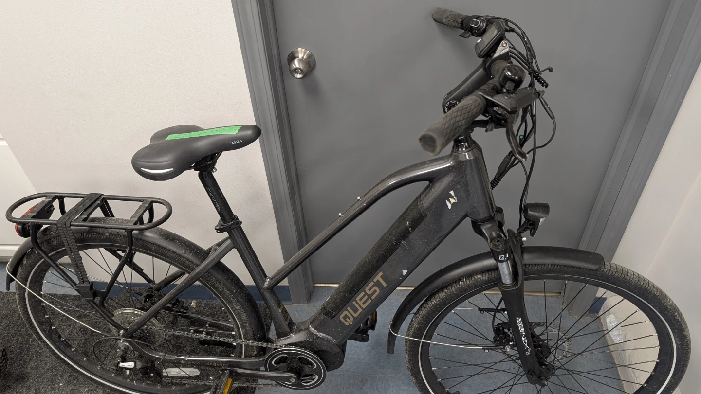 Quest Electric Commuter Bike - No Charger, Electronics Untested - photo 2