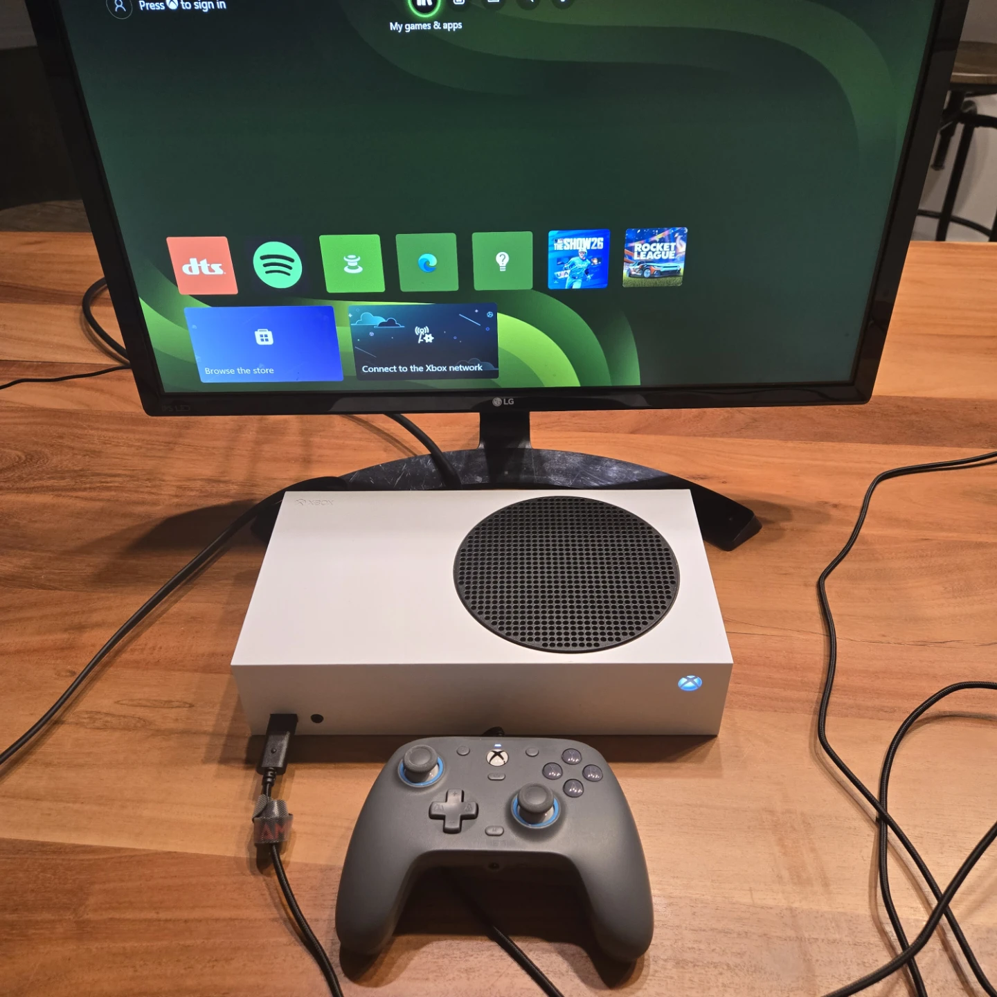 Xbox Series S with wired Gamesir Pro controller.