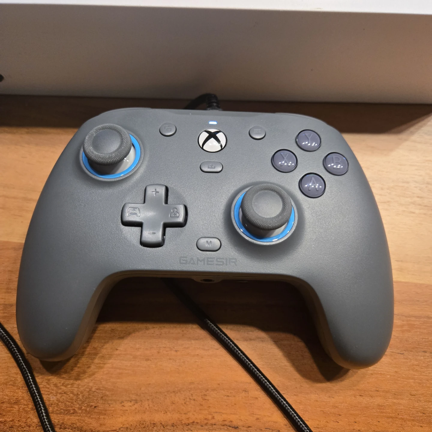 Xbox Series S with wired Gamesir Pro controller. - photo 2