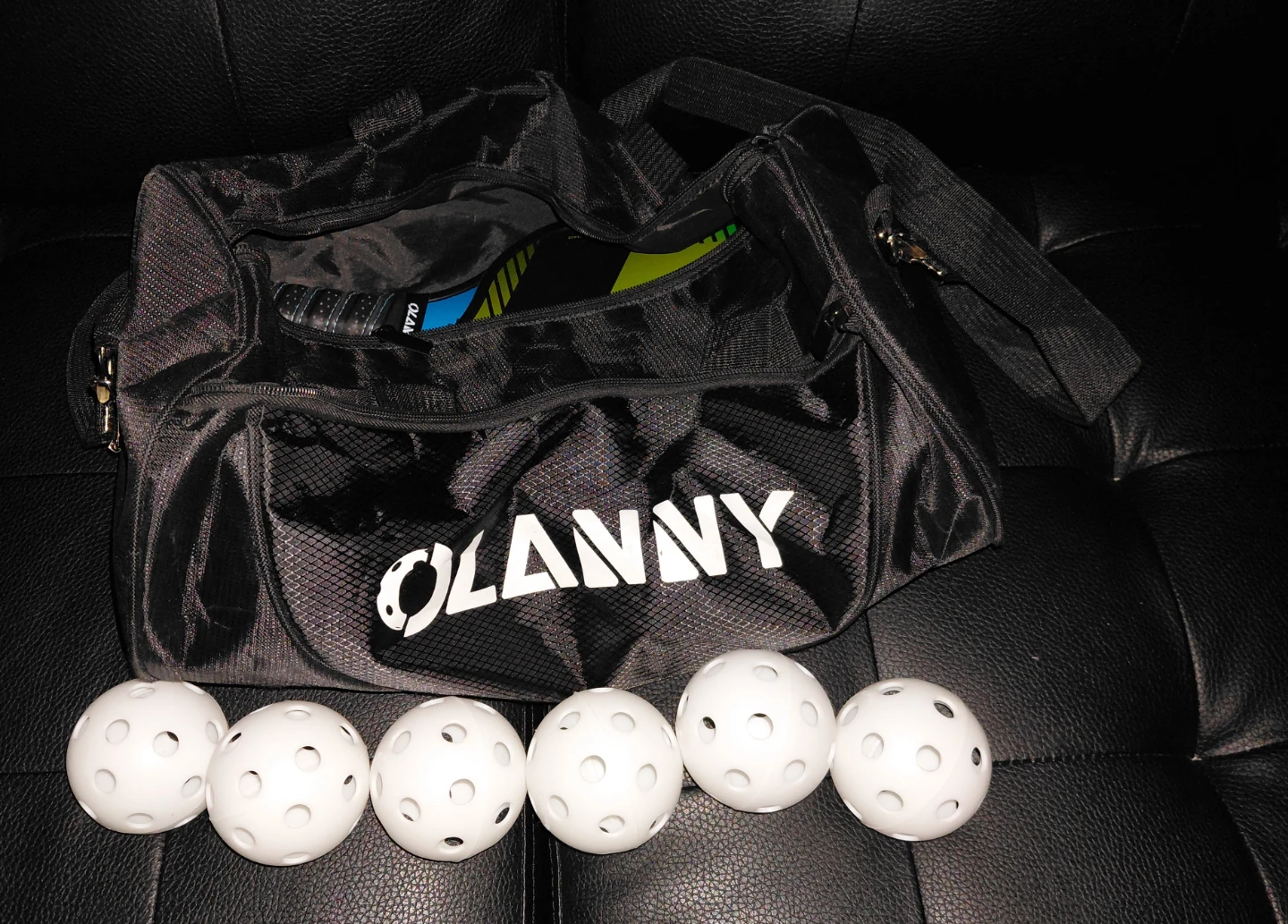 OLANNY Pickleball Paddles Set — 4 Paddles, 6 Balls, Carry Bag - photo 2