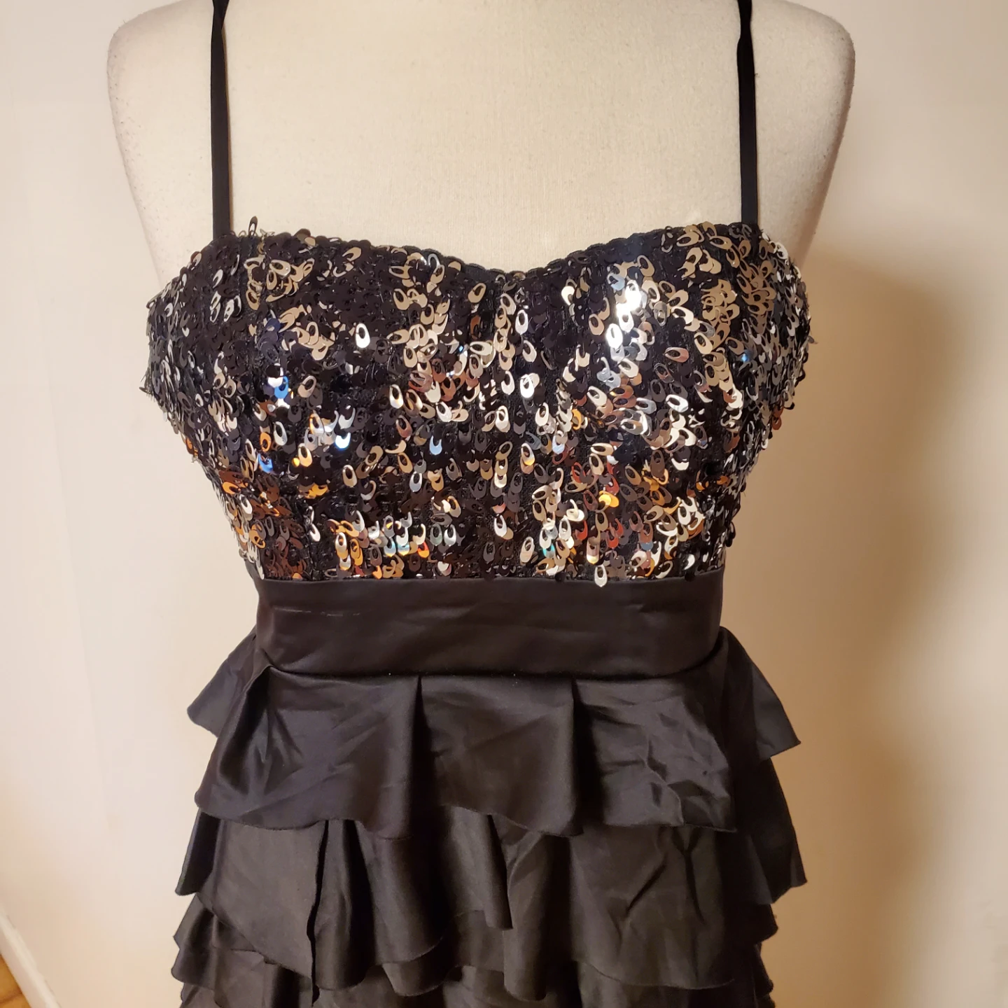 Black Sequin & Ruffle Dress Size S/P