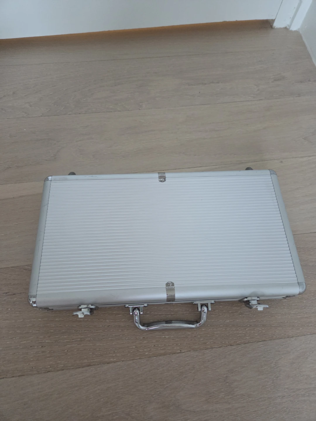 Aluminum Poker Chip Case with Cards and Dice - photo 3