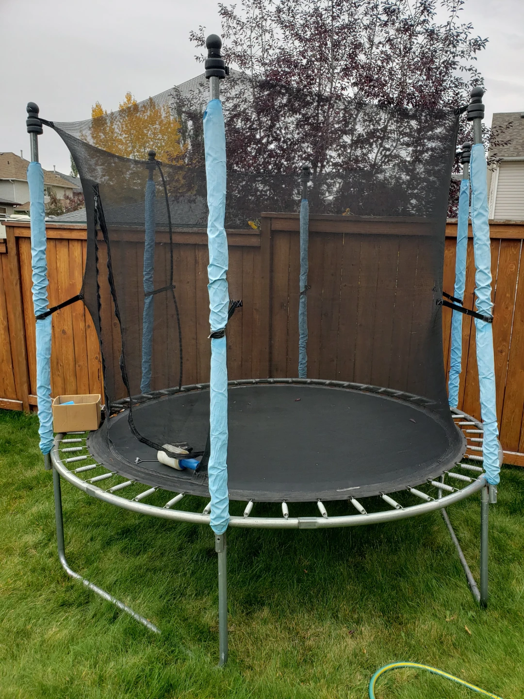 Trampoline 8ft Enclosed