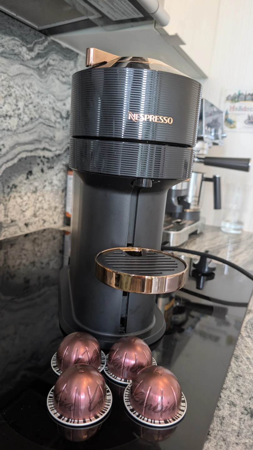Nespresso Coffee Machine - Limited Edition Black & Rose Gold - photo 5