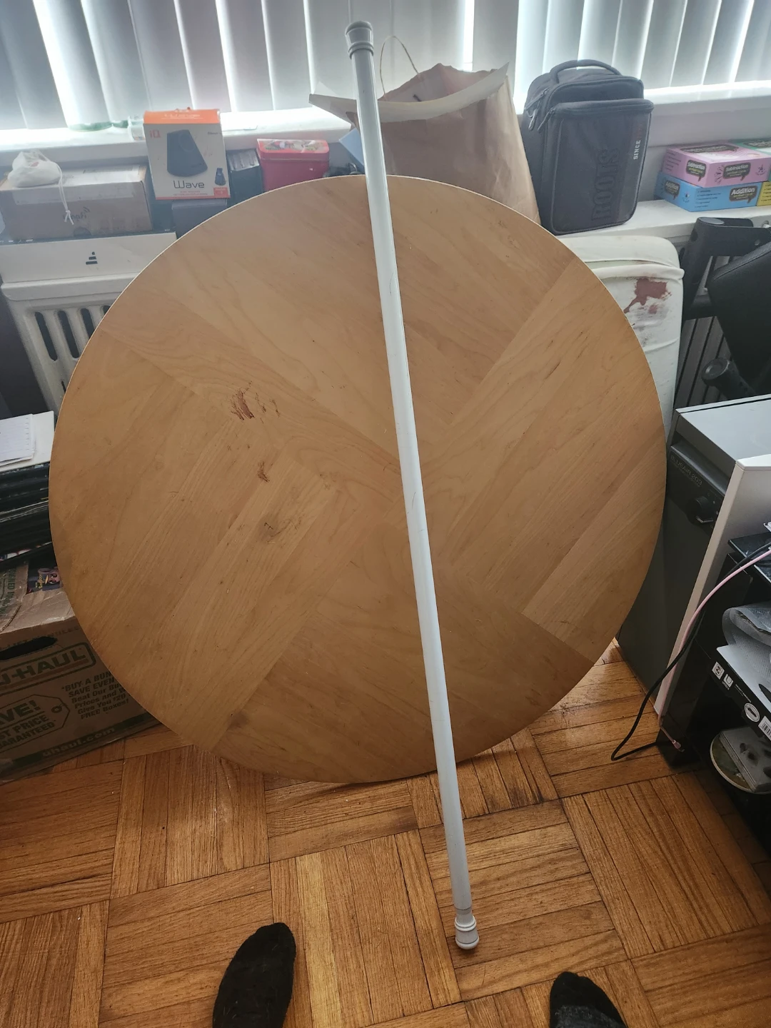 Entendable white pole rod, curtains etc