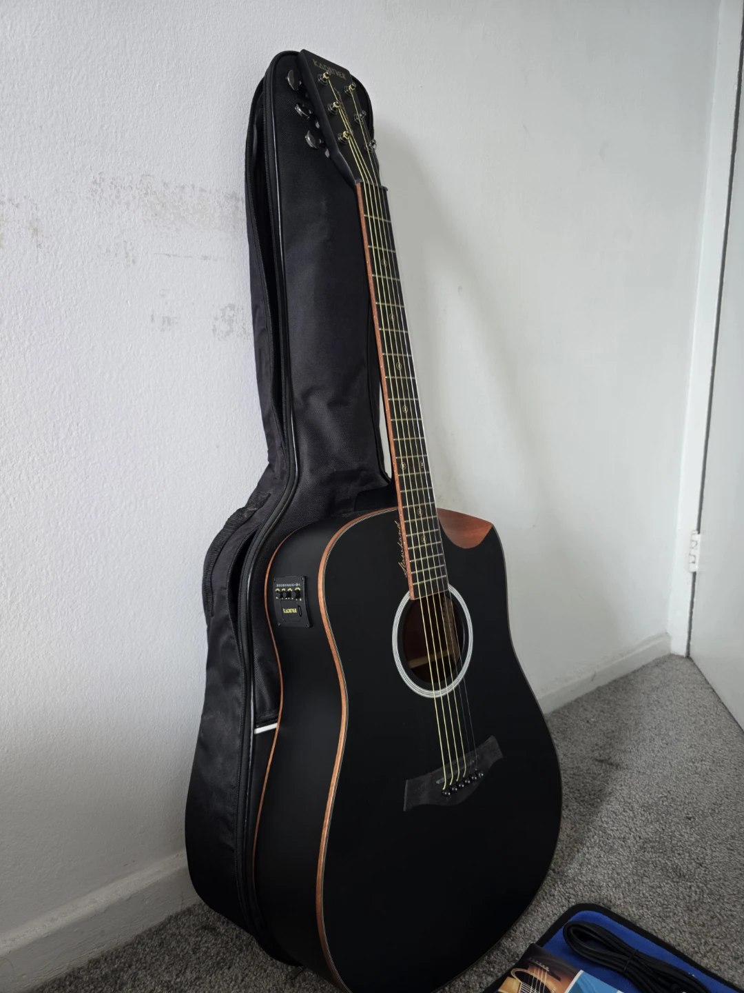 Kadence Electro Acoustic Guitar with Accessories - photo 3
