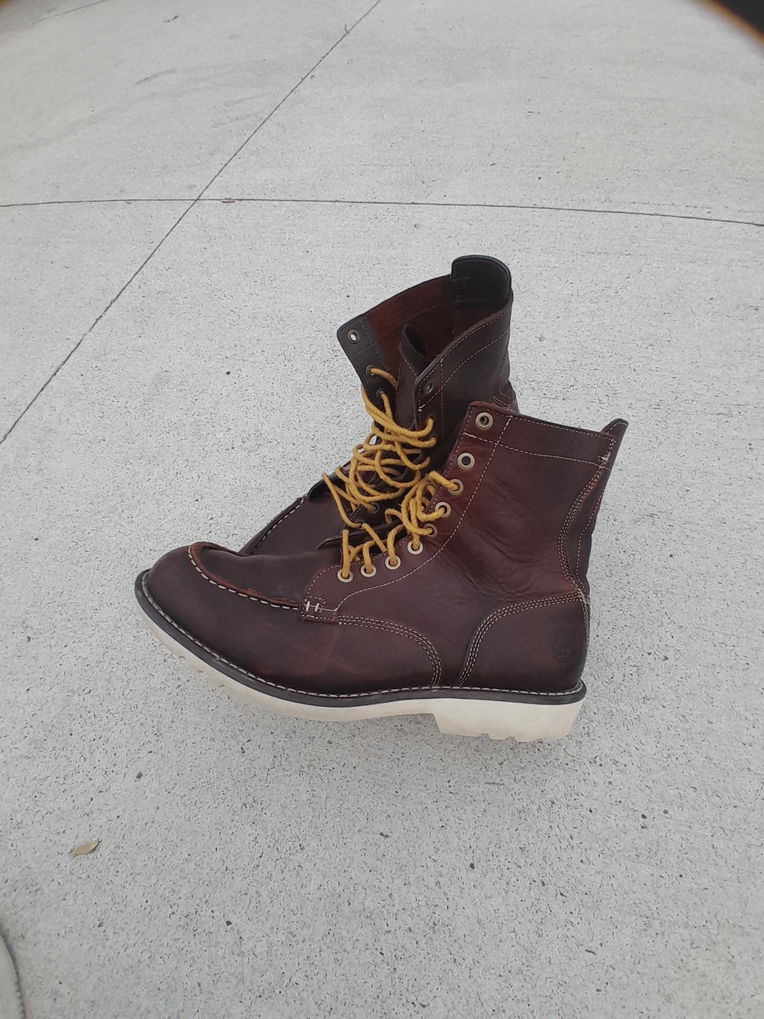Brown Leather Lace-Up  Original Timberland Boots Men's Size 9.5