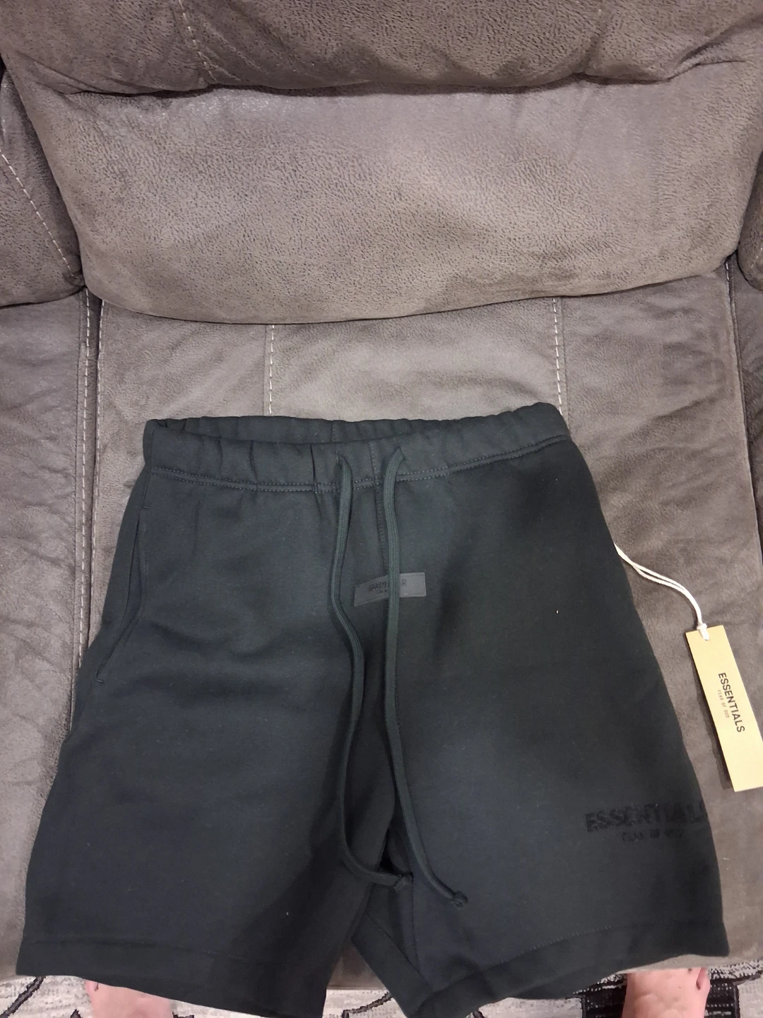 Fear of God Essentials Sweatshorts Size M