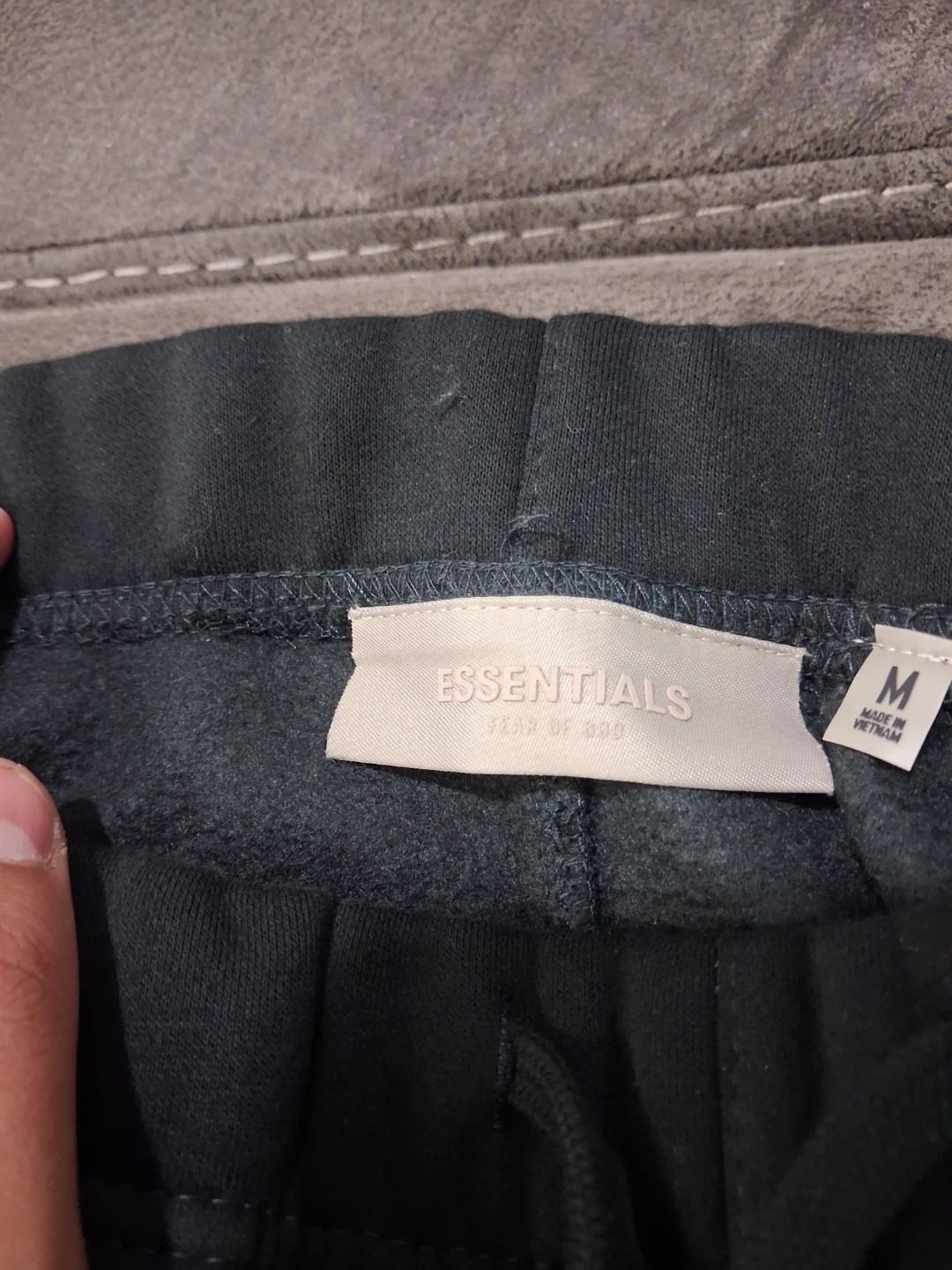 Fear of God Essentials Sweatshorts Size M - photo 3