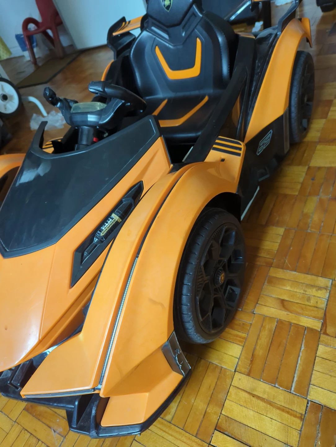 Orange Lamborghini Ride-On Car for Kids - photo 2