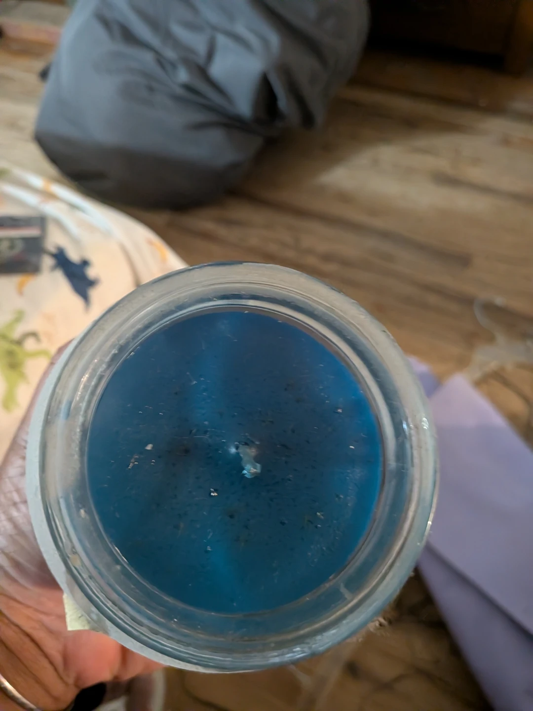 Essence of Beauty Christmas Pine Scented Candle - photo 2